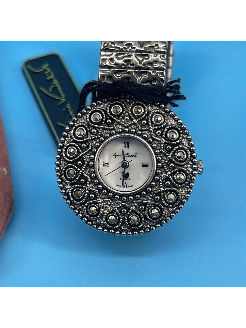 VTG Gloria Vanderbilt V3735 Women’s Stainless Steel Quartz Watch